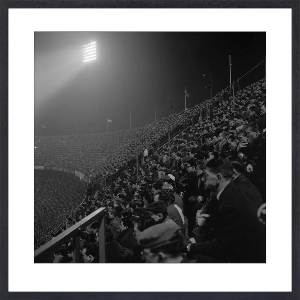 Supporters in een Nachtelijke Kuip - 1963