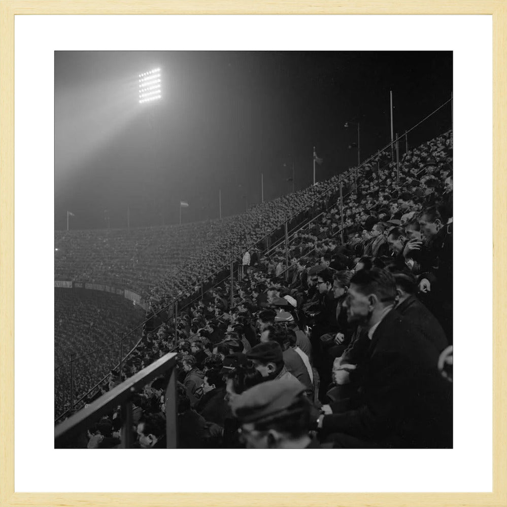 Supporters in een Nachtelijke Kuip - 1963