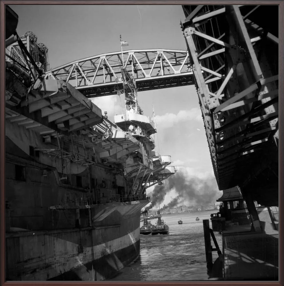 Vliegdekschip langs de Hef - 1947