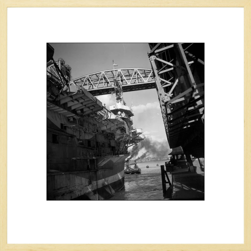 Vliegdekschip langs de Hef - 1947