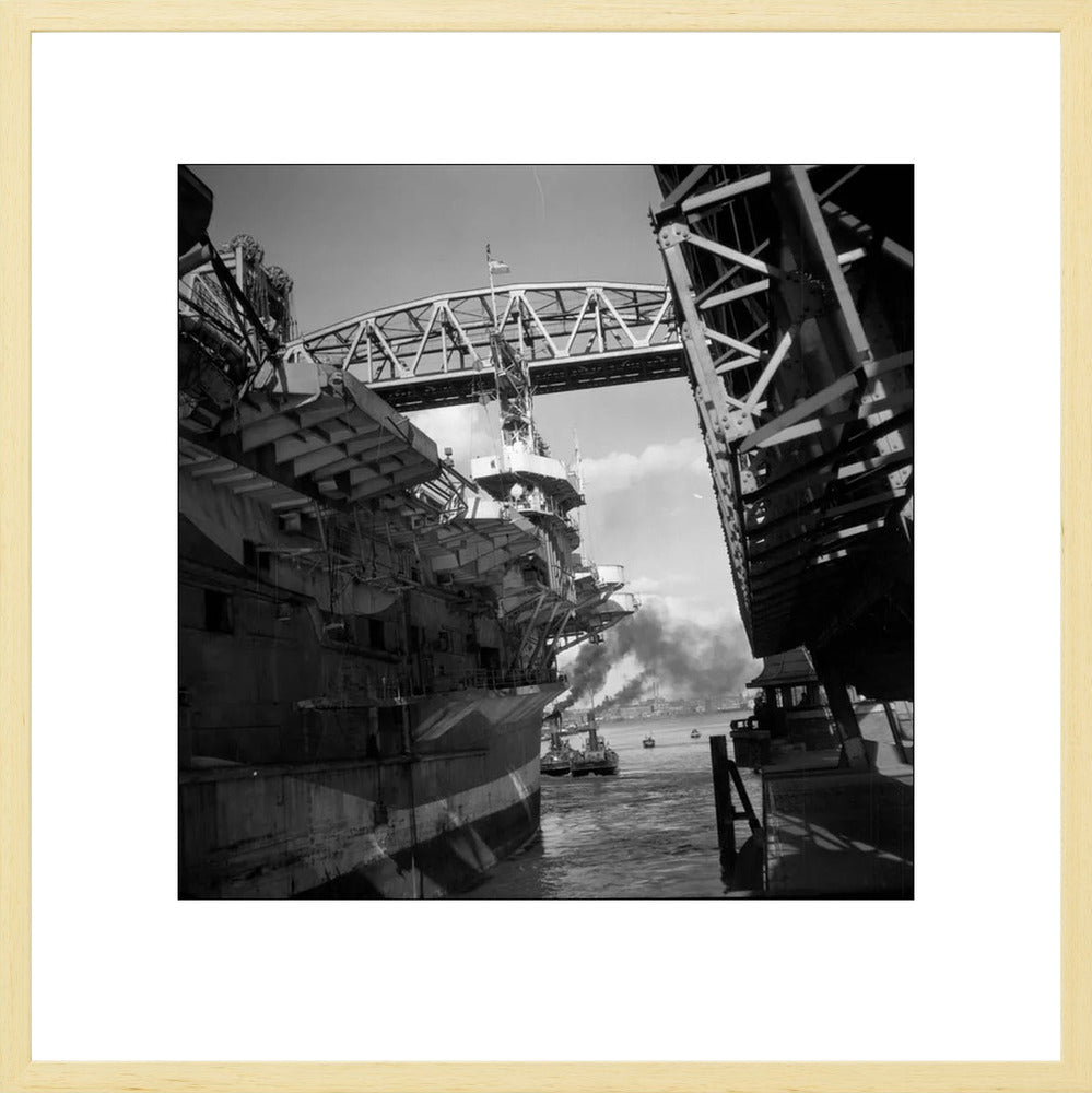 Vliegdekschip langs de Hef - 1947
