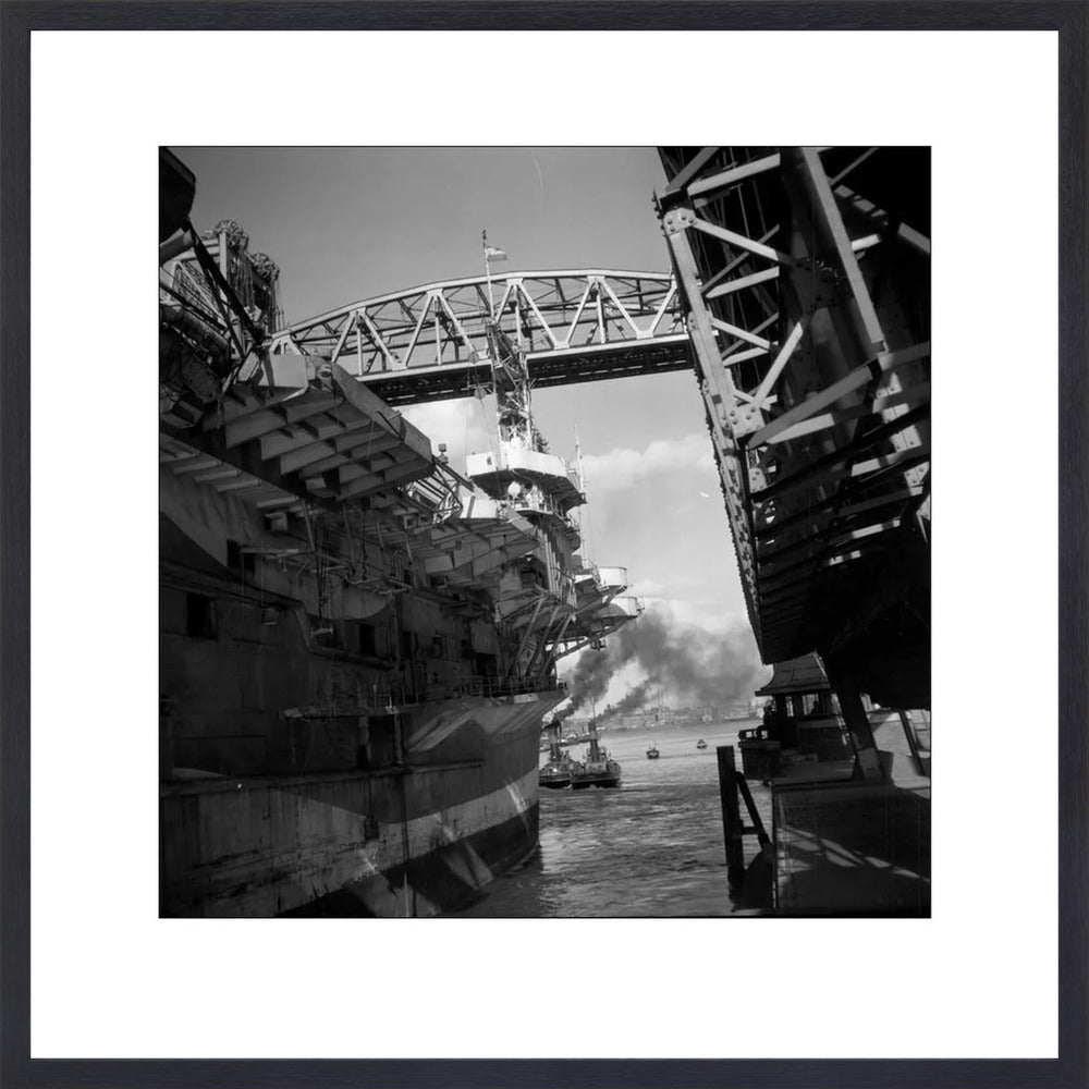 Vliegdekschip langs de Hef - 1947