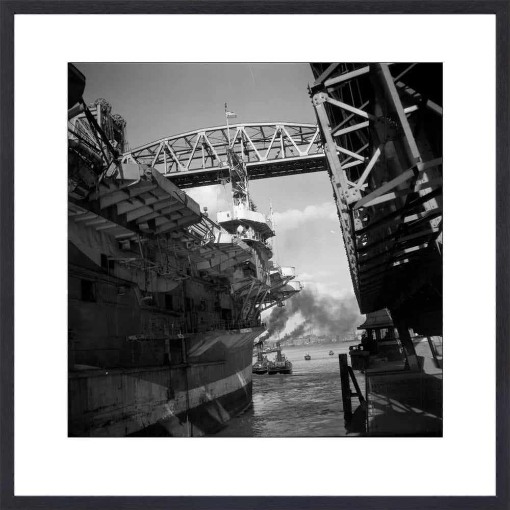 Vliegdekschip langs de Hef - 1947