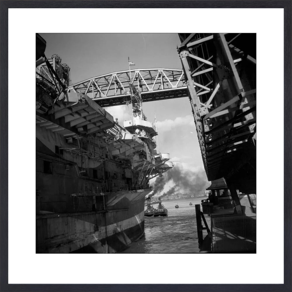 Vliegdekschip langs de Hef - 1947