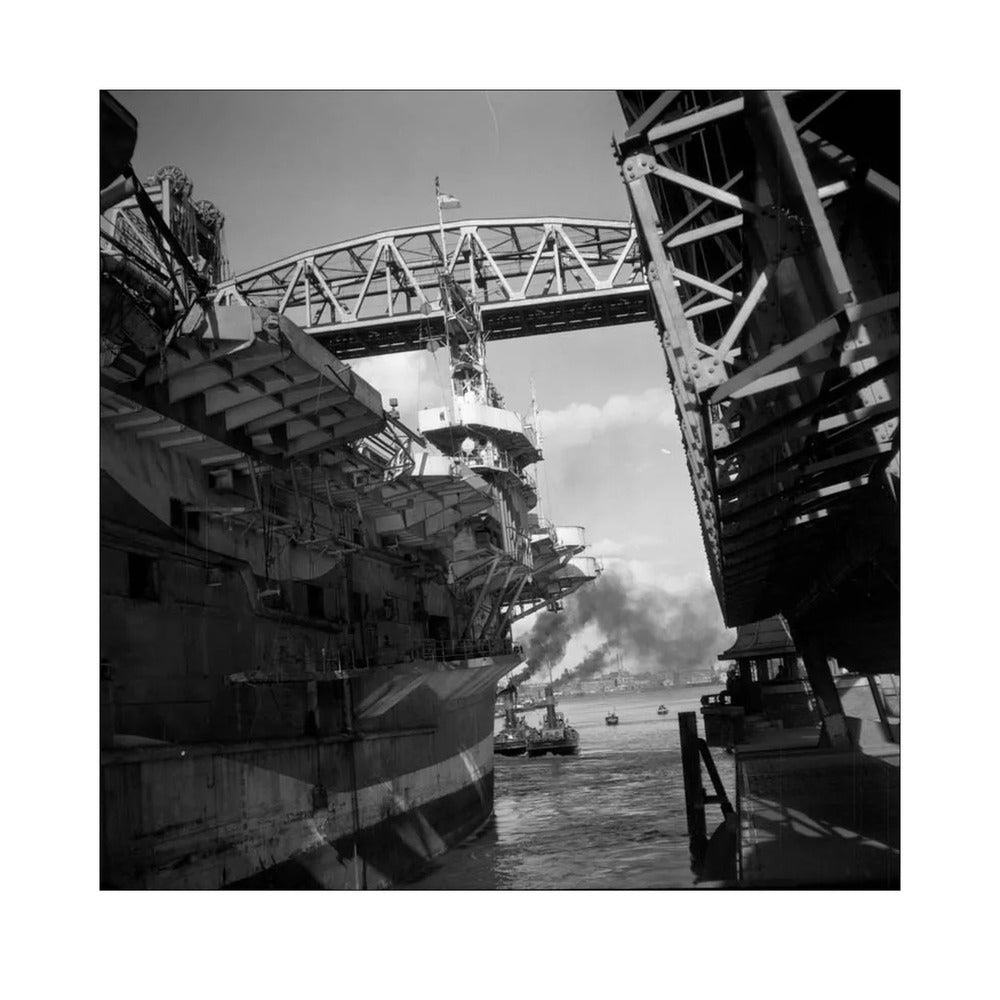 Vliegdekschip langs de Hef - 1947