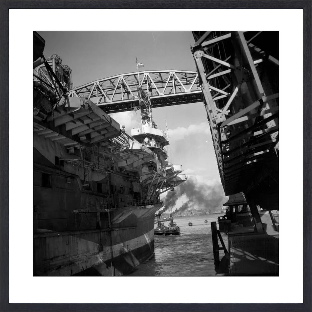 Vliegdekschip langs de Hef - 1947