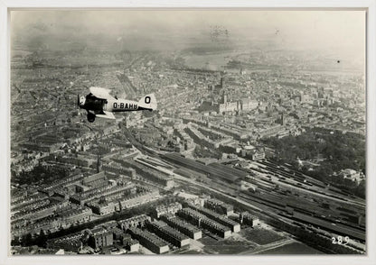 Vliegenier boven het Centrum - 1923