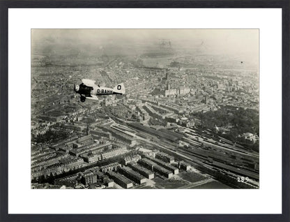 Vliegenier boven het Centrum - 1923