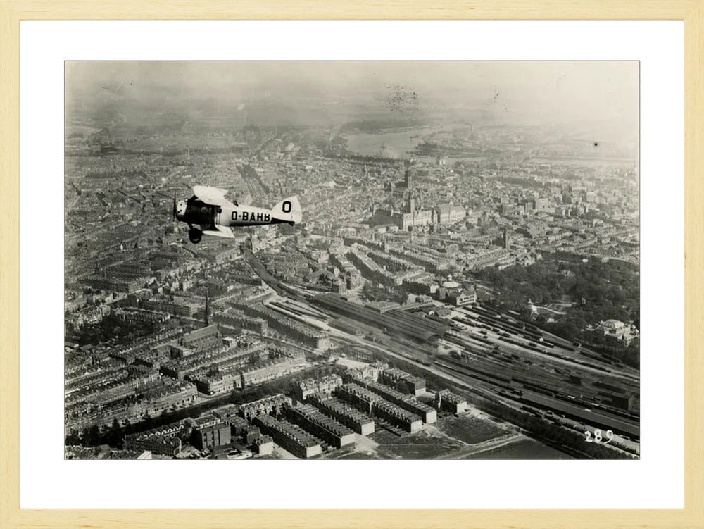 Vliegenier boven het Centrum - 1923