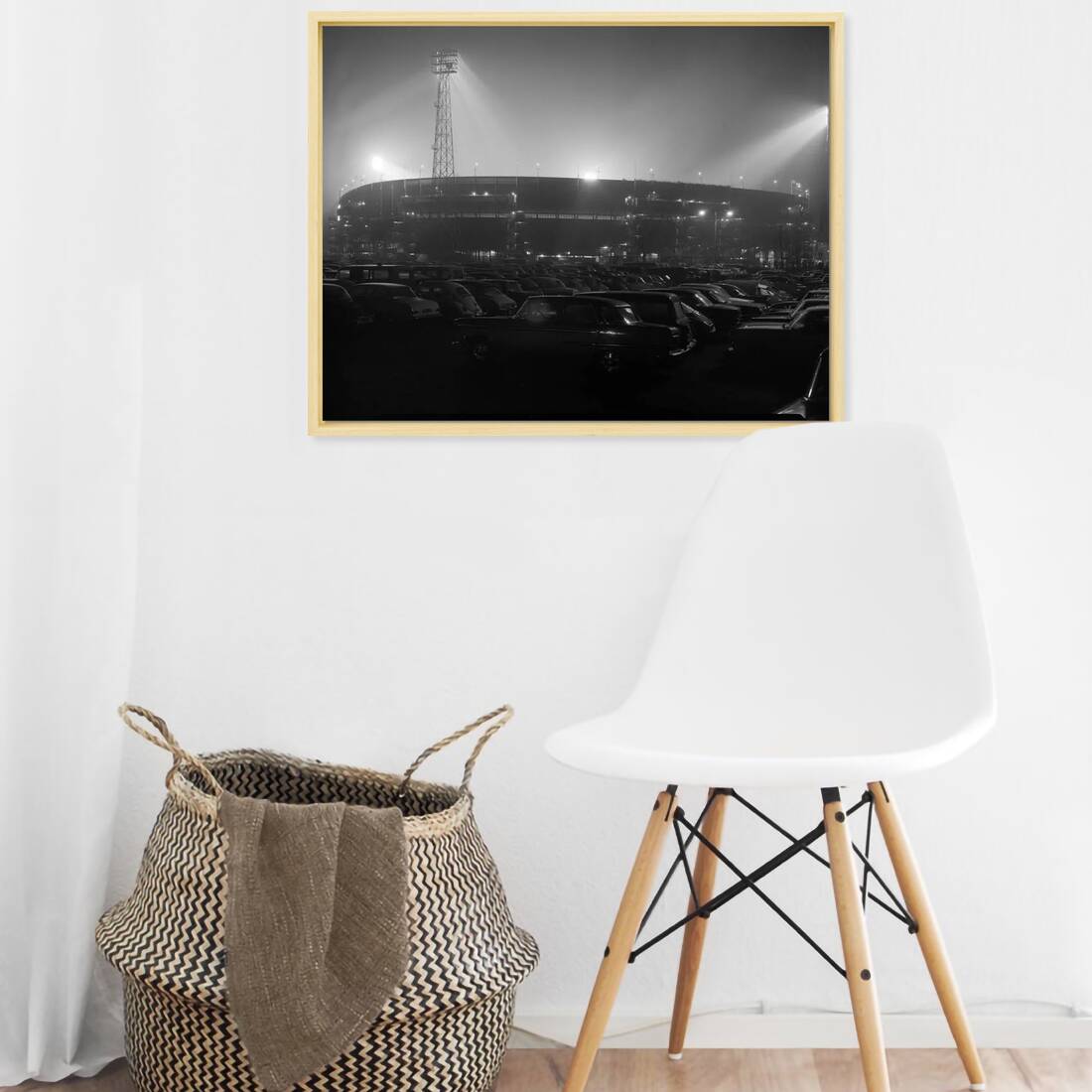 Historische foto van De Kuip bij nacht rond 1963 – canvas naturel baklijst in keuken