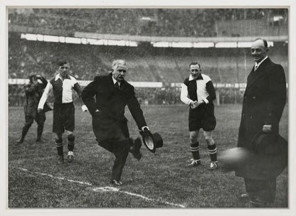 1e Aftrap in de Kuip - 1937