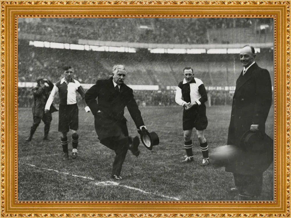 1e Aftrap in de Kuip - 1937