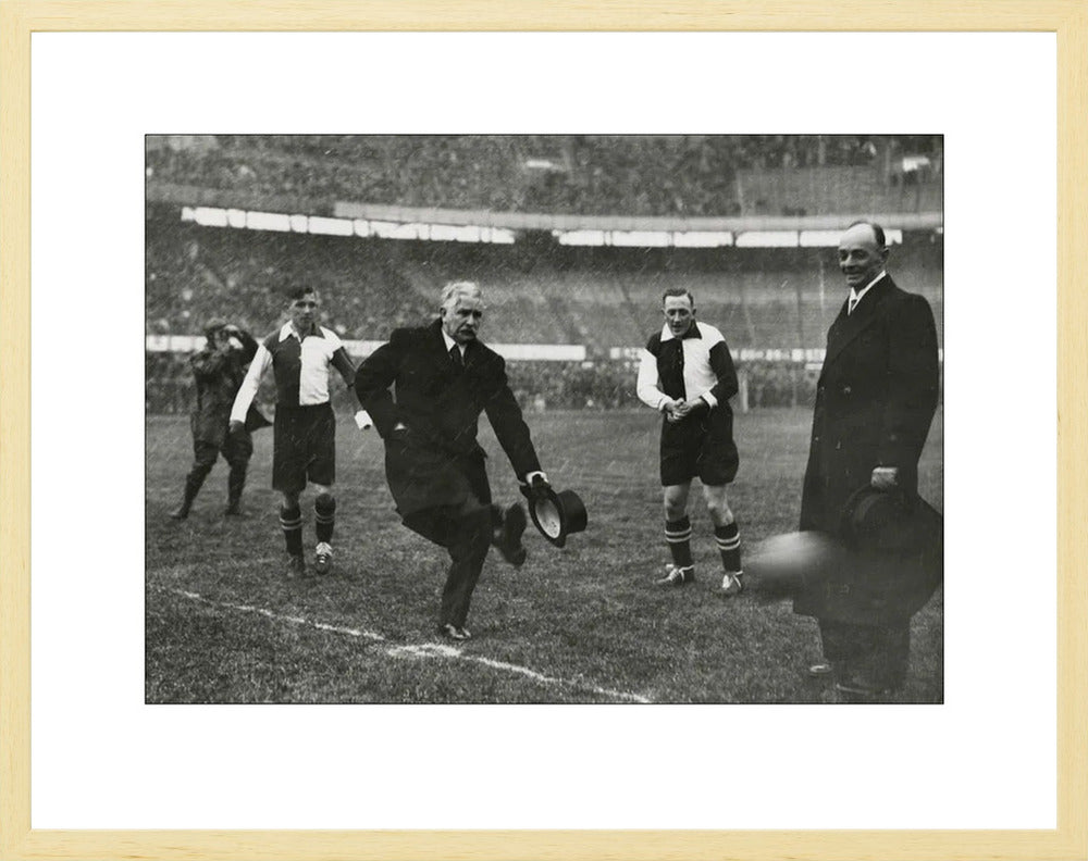 1e Aftrap in de Kuip - 1937