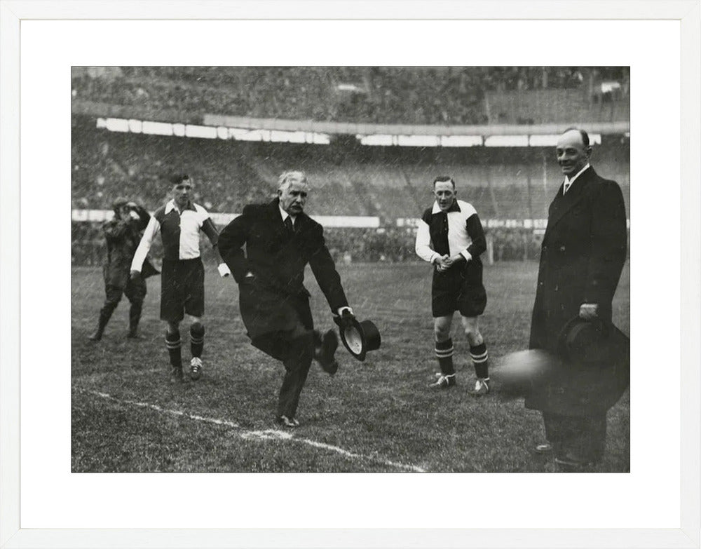 1e Aftrap in de Kuip - 1937