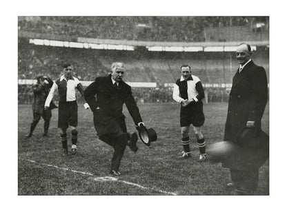 1e Aftrap in de Kuip - 1937