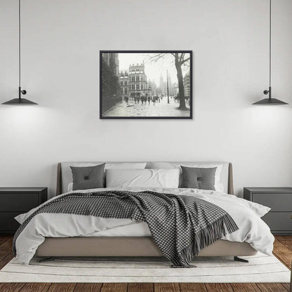 Zwart-witfoto van het Duivelshuis, het stadhuis van Arnhem. – canvas zwarte baklijst in slaapkamer