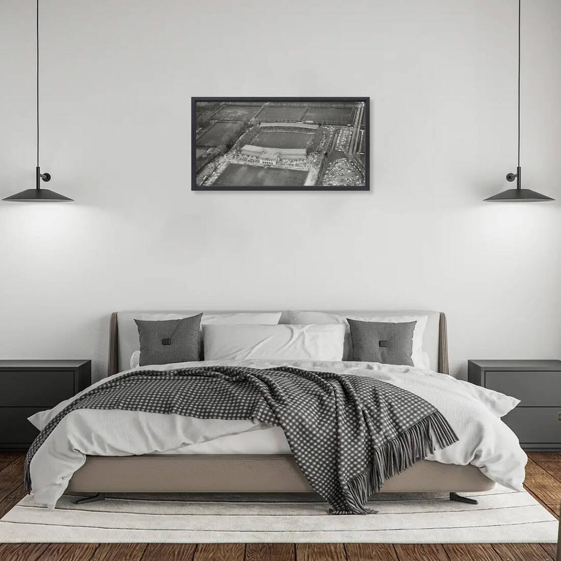 Zwart-witfoto luchtfoto uit 1971 van het Ajaxstadion De Meer in Middenmeer in Amsterdam. – canvas zwarte baklijst in slaapkamer