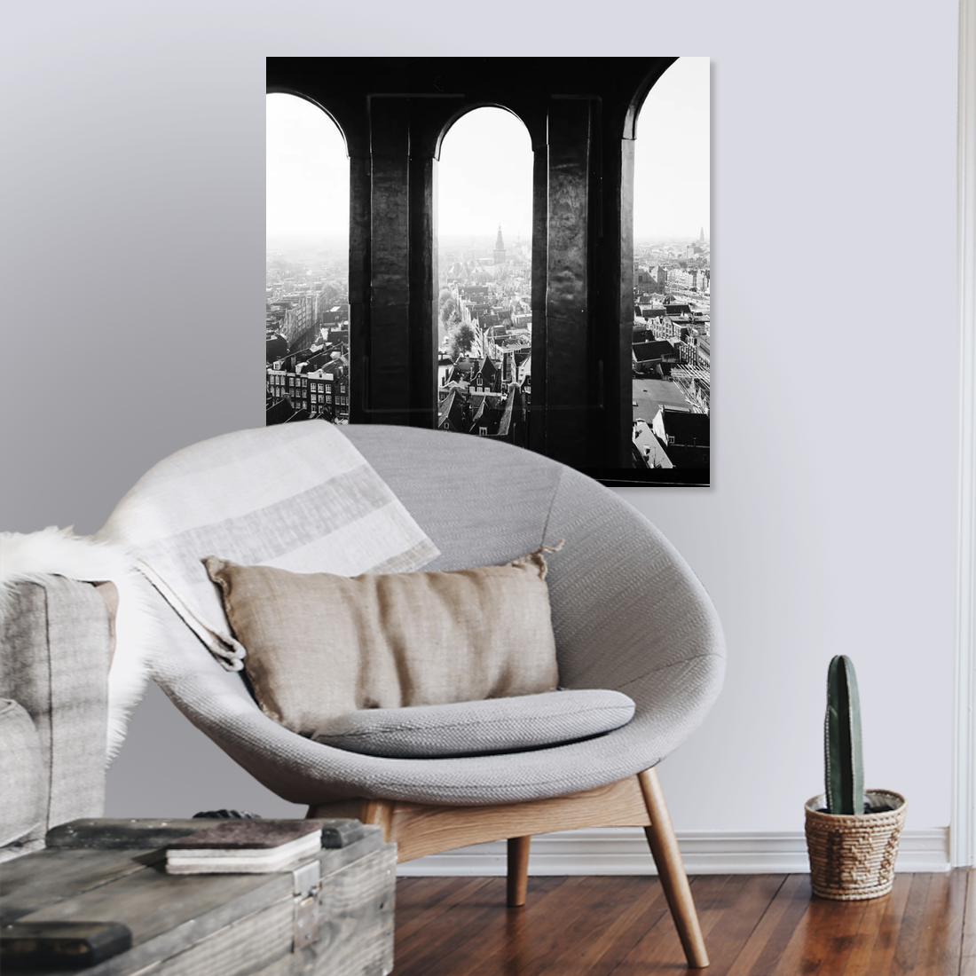 Zwart-witfoto uit omstreeks 1953 van een panorama vanaf de Sint Nicolaaskerk in Amsterdam. – canvas zonder lijst in leeshoek