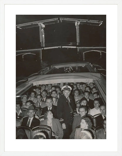 Cruisen onder de Magere Brug - 1953