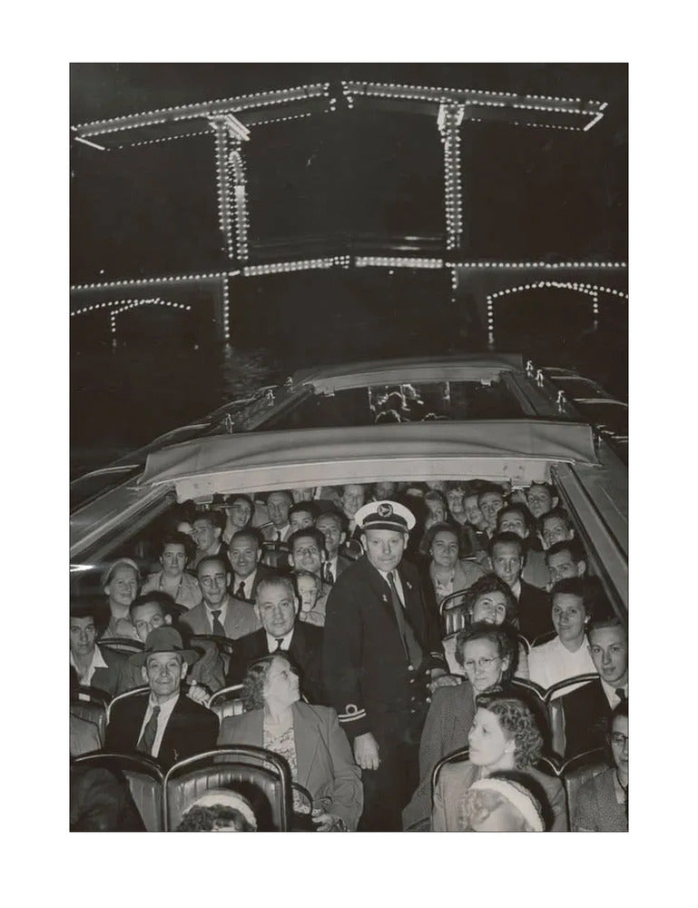 Cruisen onder de Magere Brug - 1953