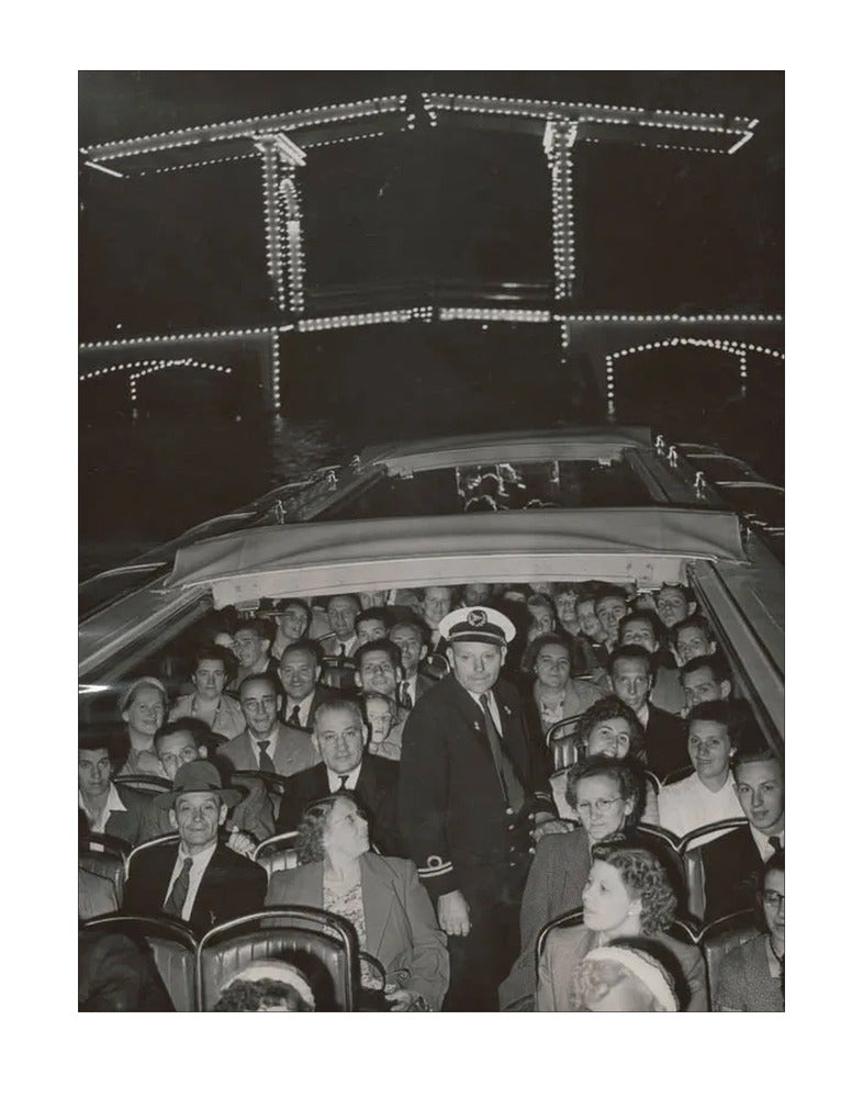 Cruisen onder de Magere Brug - 1953