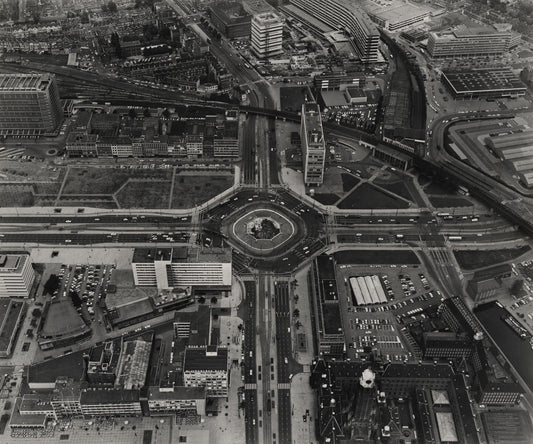 Historische foto van het Hofplein gezien van boven in Rotterdam rond 1969