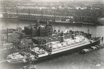 Historische foto van de Holland-Amerika Lijn in Rotterdam rond 1926