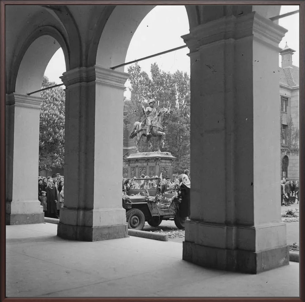 De bevrijding bij Paleis Noordeinde - 1945