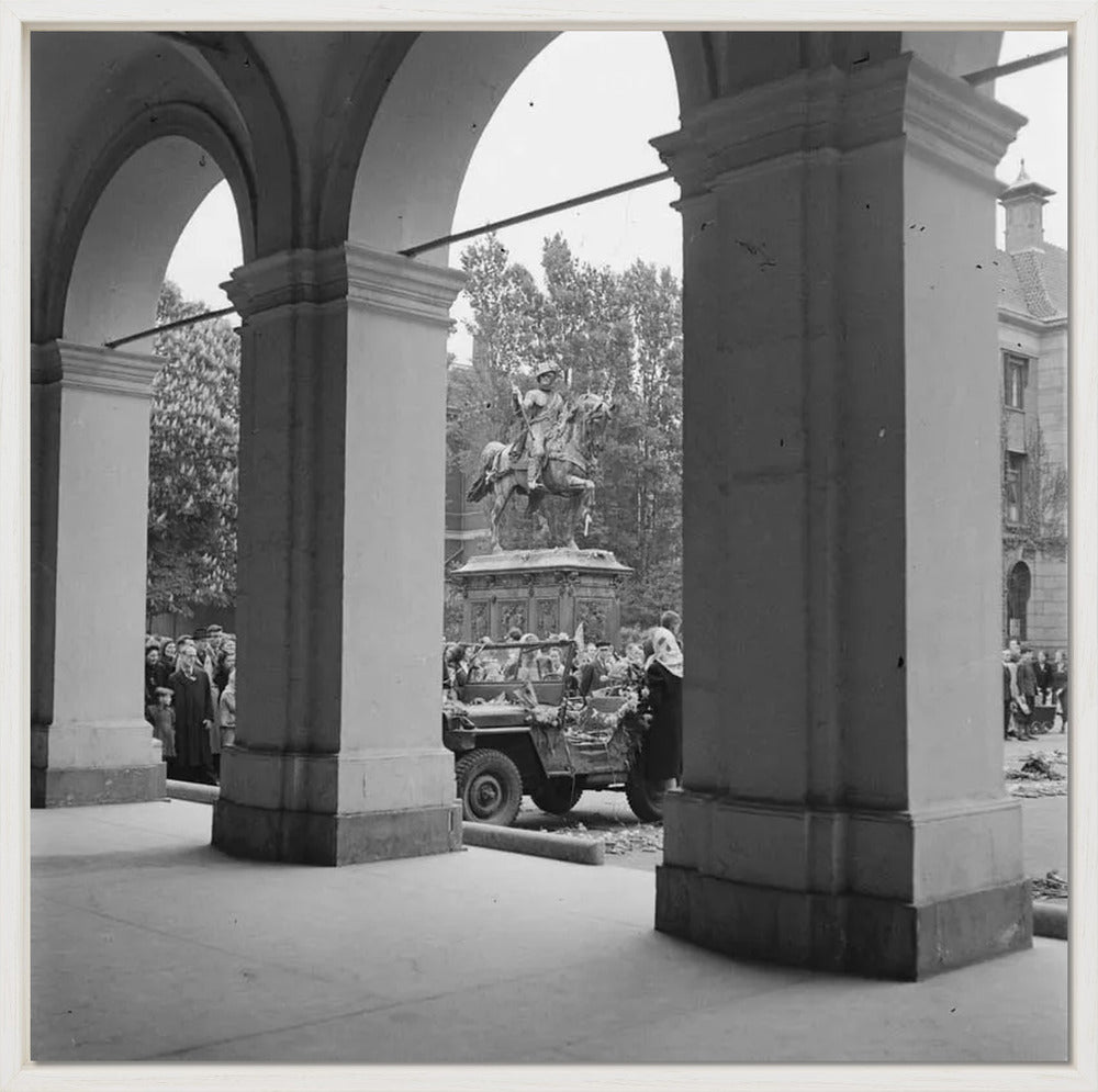 De bevrijding bij Paleis Noordeinde - 1945