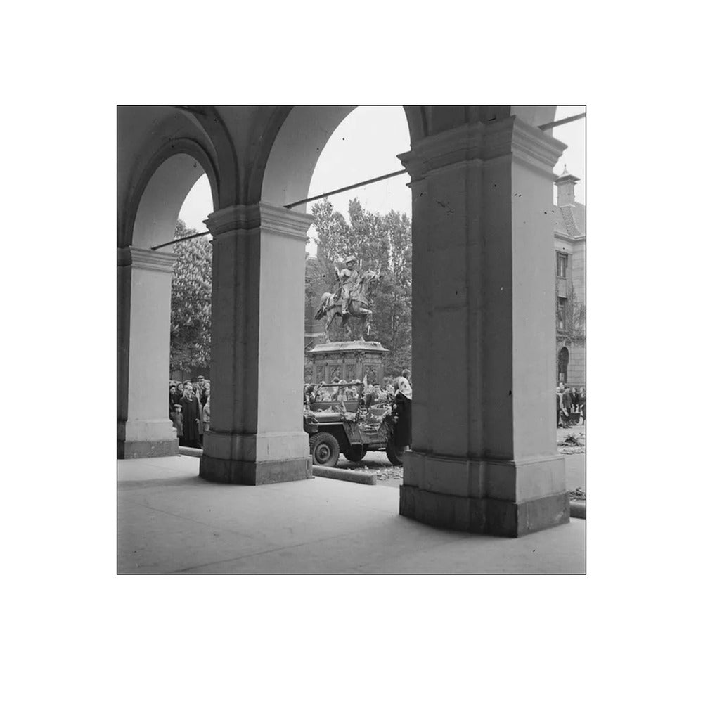 De bevrijding bij Paleis Noordeinde - 1945