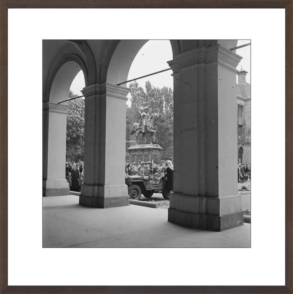 De bevrijding bij Paleis Noordeinde - 1945