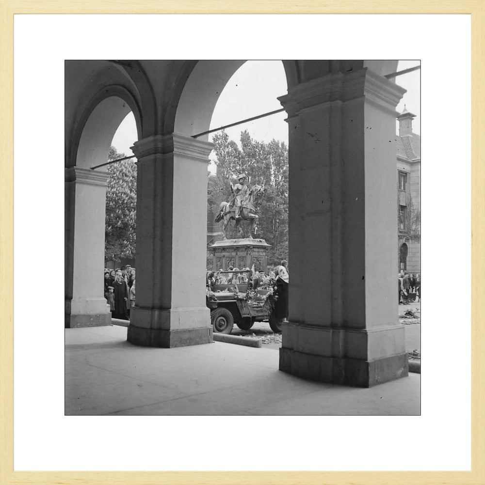 De bevrijding bij Paleis Noordeinde - 1945