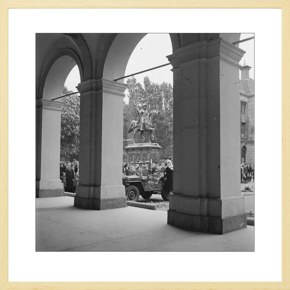 De bevrijding bij Paleis Noordeinde - 1945
