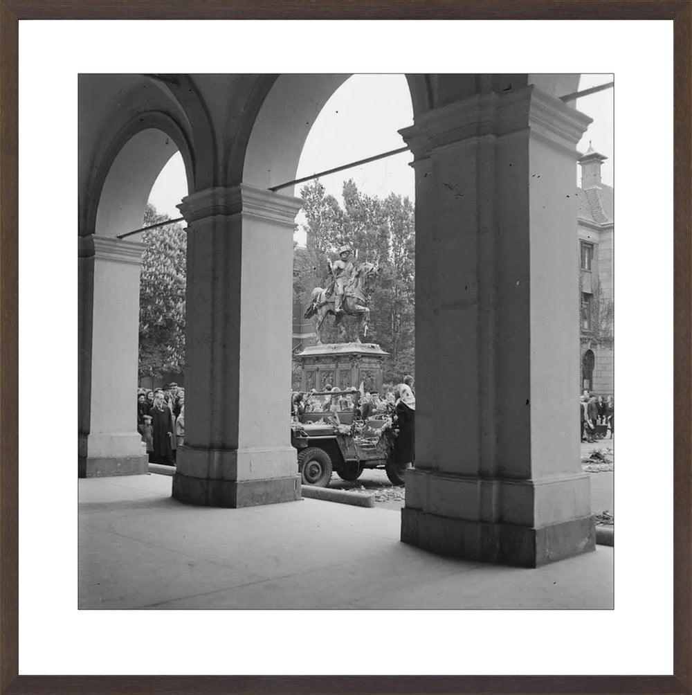 De bevrijding bij Paleis Noordeinde - 1945