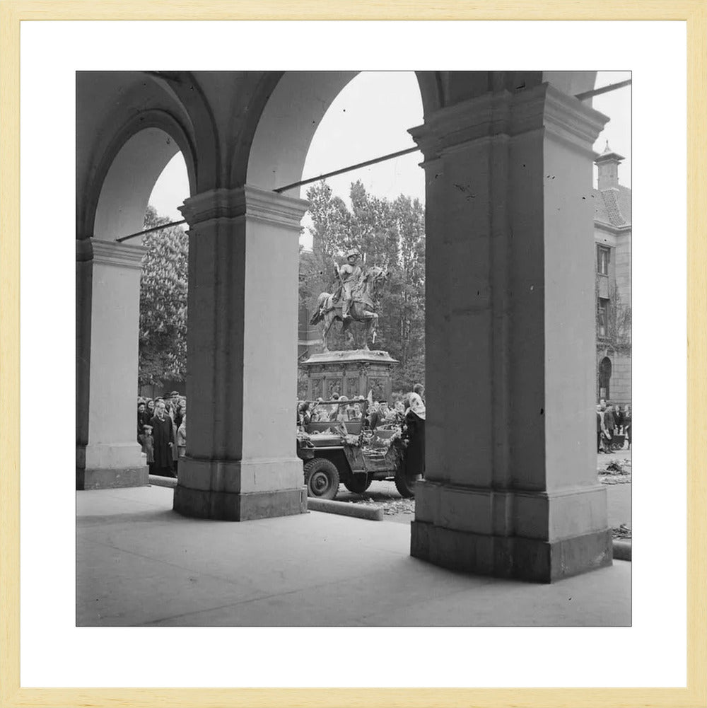 De bevrijding bij Paleis Noordeinde - 1945