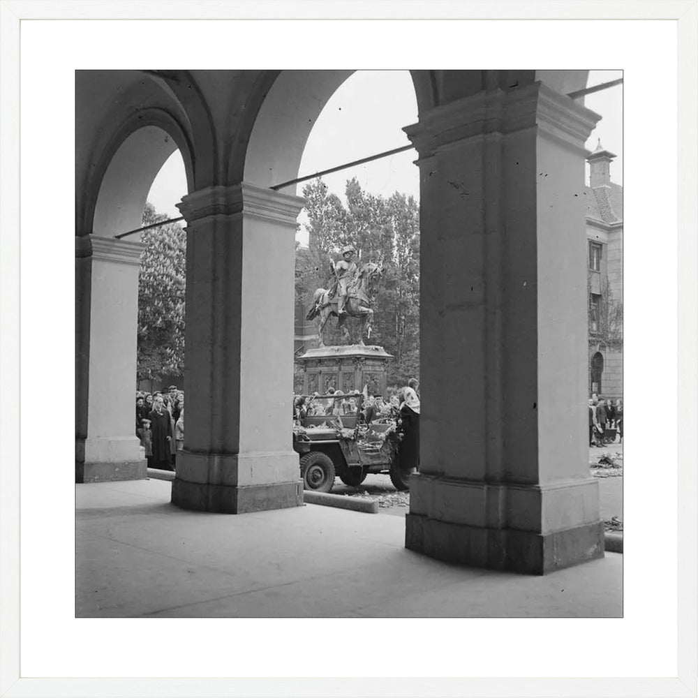 De bevrijding bij Paleis Noordeinde - 1945