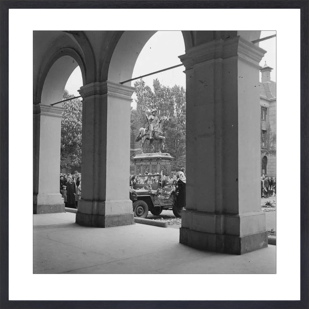 De bevrijding bij Paleis Noordeinde - 1945