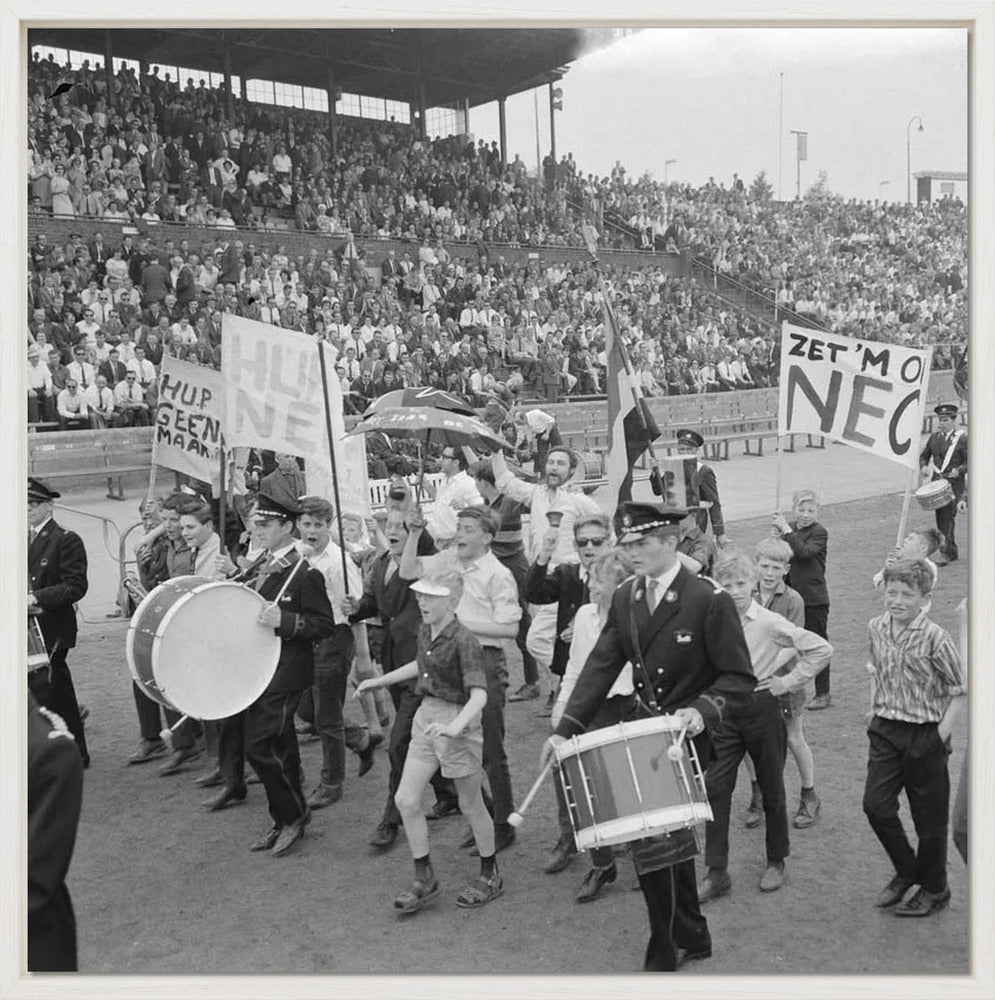 NEC-supporters in het Goffertstadion - 1964
