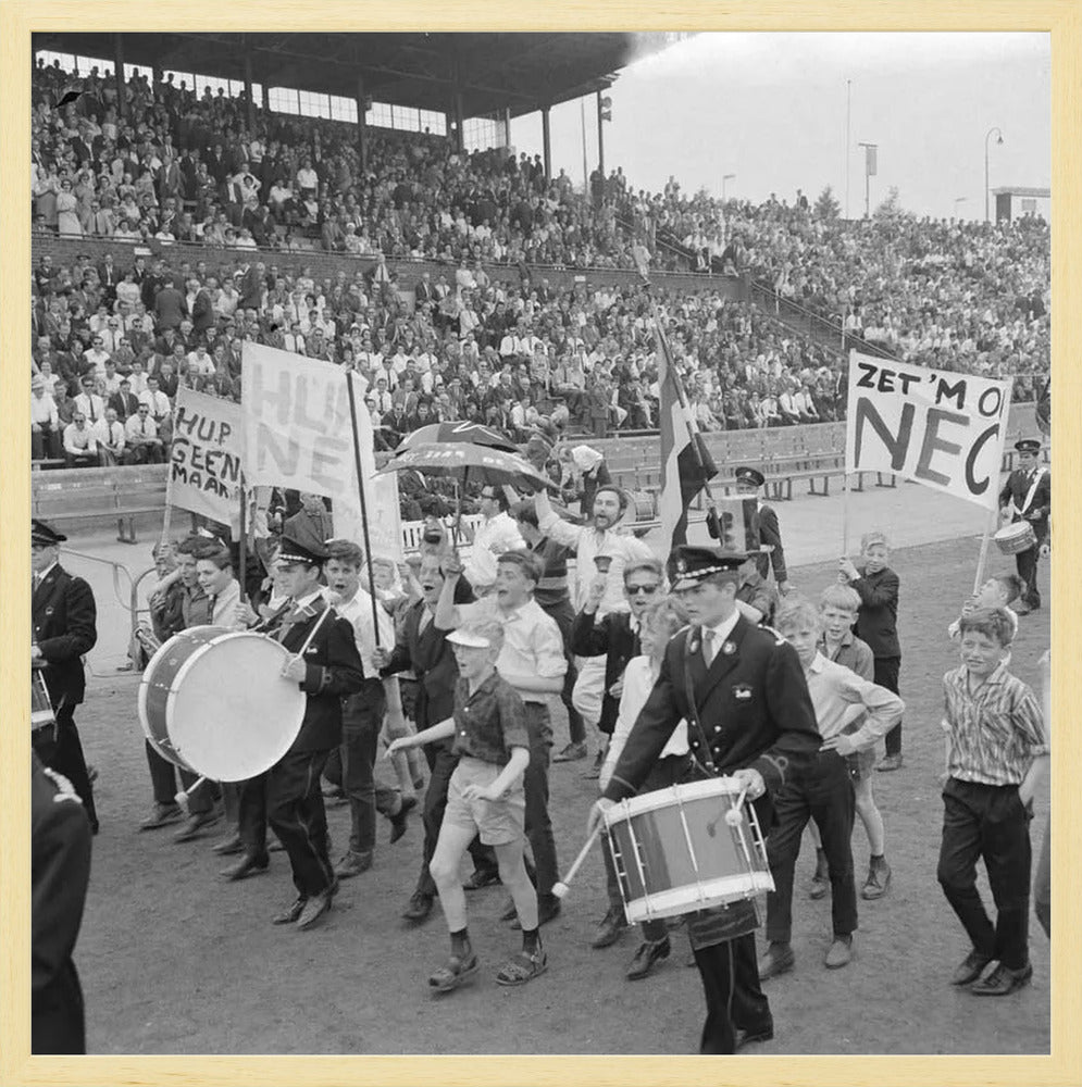 NEC-supporters in het Goffertstadion - 1964