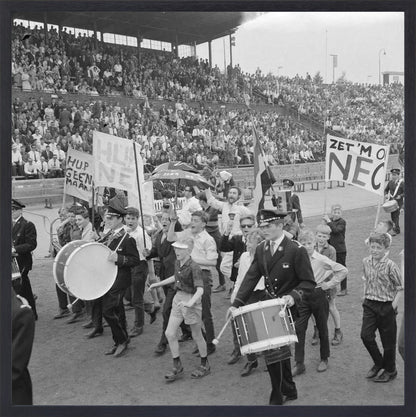 NEC-supporters in het Goffertstadion - 1964