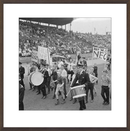 NEC-supporters in het Goffertstadion - 1964