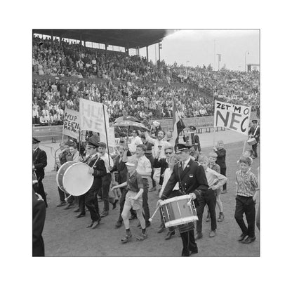 NEC-supporters in het Goffertstadion - 1964
