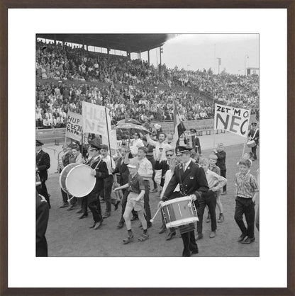 NEC-supporters in het Goffertstadion - 1964