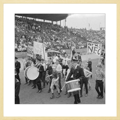 NEC-supporters in het Goffertstadion - 1964