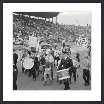 NEC-supporters in het Goffertstadion - 1964
