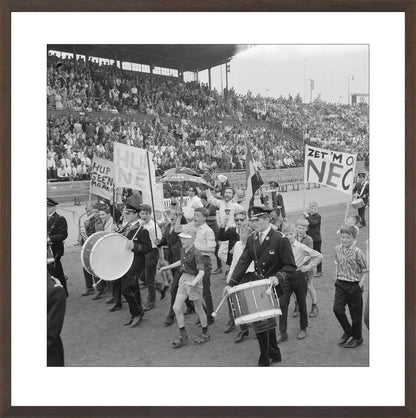 NEC-supporters in het Goffertstadion - 1964