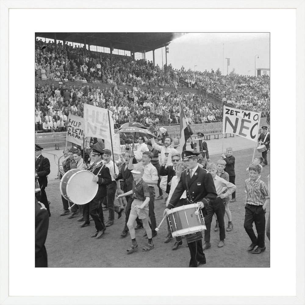 NEC-supporters in het Goffertstadion - 1964