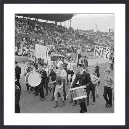 NEC-supporters in het Goffertstadion - 1964