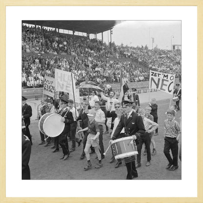 NEC-supporters in het Goffertstadion - 1964