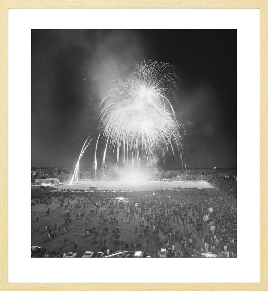 Vuurwerk op het Malieveld - 1965